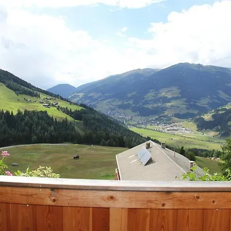 Haus Bergland Апартаменты Картитш