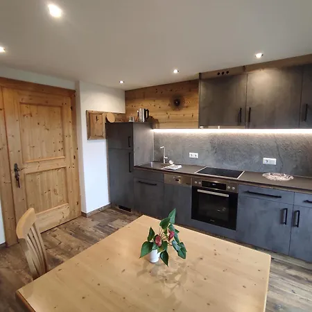 Haus Bergland * Картитш